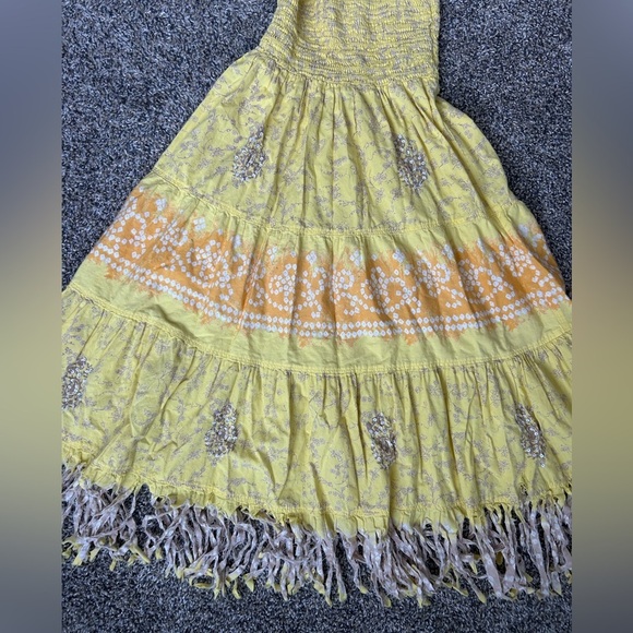 5/$25 Old Navy Girls strapless sundress with fun fringe hemline size large - Picture 2 of 9